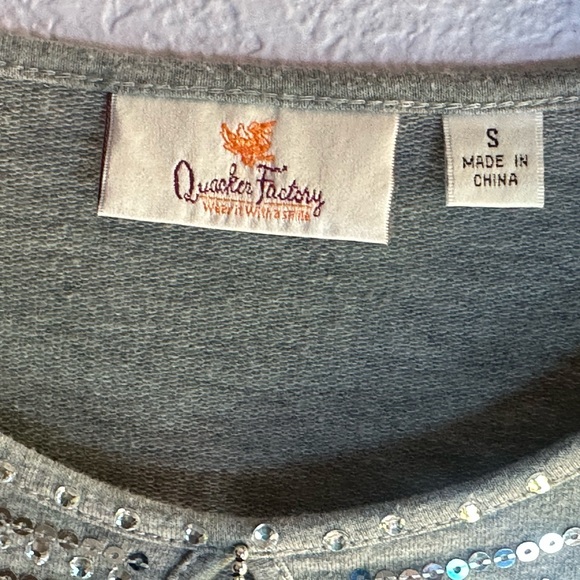 QUACKER FACTORY (SMALL) Beautifully embellished 🌸 - Picture 4 of 10